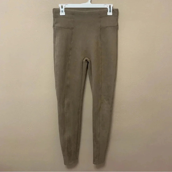 Spanx Faux Suede Leggings in Camel Size Medium - Picture 5 of 13